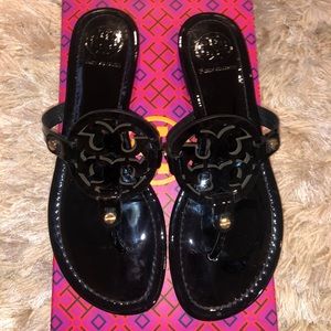 Tory Burch Miller Flip Flop Patent Black 8.5